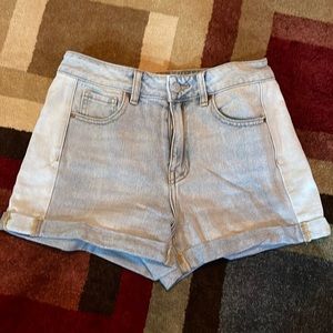 NWOT Ladies/Juniors Cuffed Jean Mom Short from PacSun waist 25
